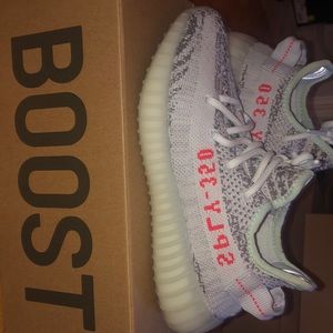 Yeezys Boost 350 V2